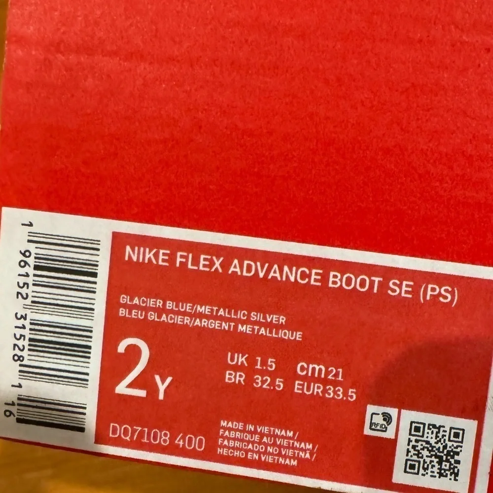 Nike Flex Advance Boot SE Faux Fur New in Box